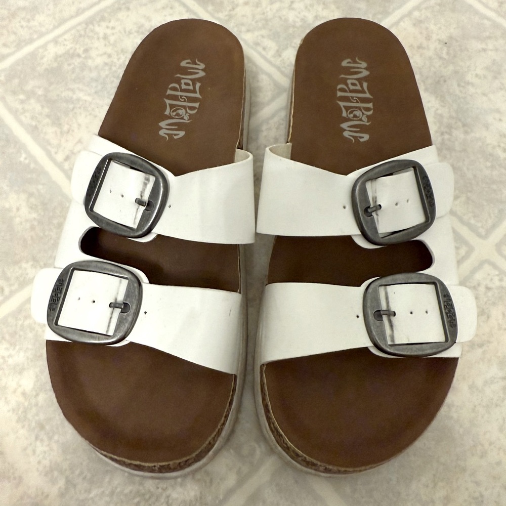 Target Double Strap Buckle White Sandals Size 7